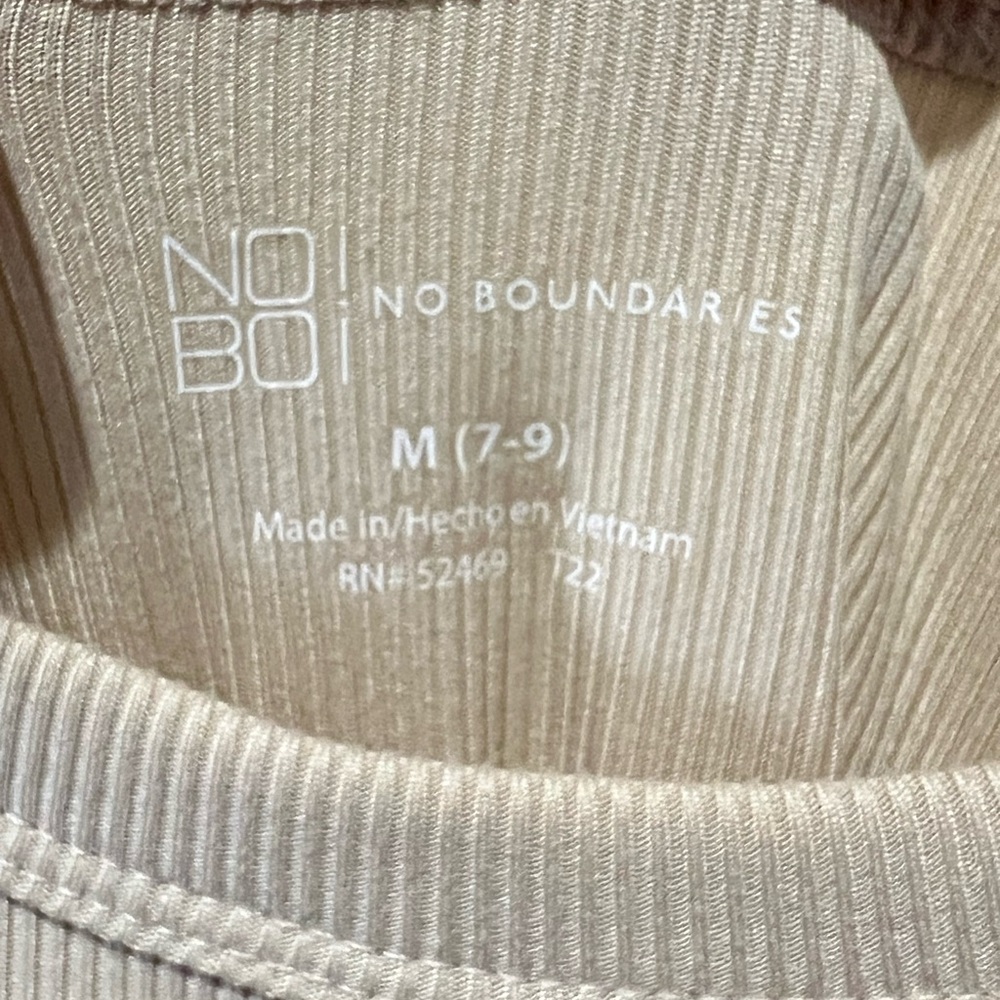 🛍️ No Boundaries Beige Ribbed Tank Top - Picture 2 of 3